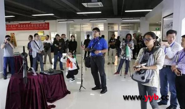 ��(li��n)�ؿ�ӭ��(l��i)9��(gu��)12������ý�w���L��(w��n)