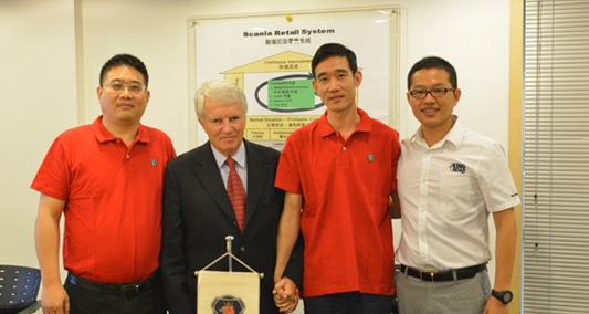 ˹���၆��������s��(j��ng)�N��