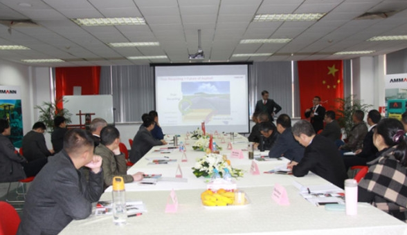 ����(ji��)�ܭh(hu��n)���M(j��n)�е���  ���~2017��CEOՓ��¡���e��