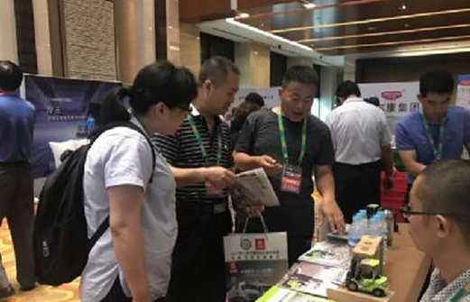 ��(li��n)�ؿ��Ը�Ʒ�|(zh��)��朌��ò�܇�M(j��n)܊���****�I(y��)