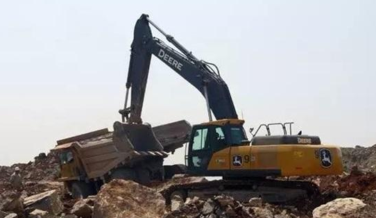 ���|ˮ���Ñ��߶��J(r��n)��E360LC�ĲɵV���F(xi��n)