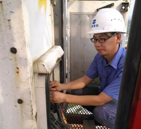 ��(li��n)�ؿƷ���(w��)���£����C(j��)����(w��)���f��