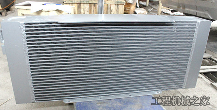 ������s1800-2��䁙C�l(f��)�әC�C��Һ��ɢ����