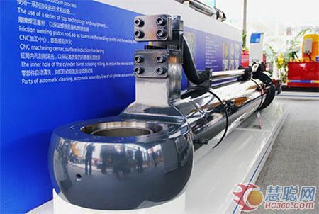 �칤400�����ھ�C�͸��N���Ĵ�����