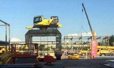 ��ʿ�¸ۿ������bж�C(j��)����չ�F(xi��n)��(ch��ng)�b�C(j��)