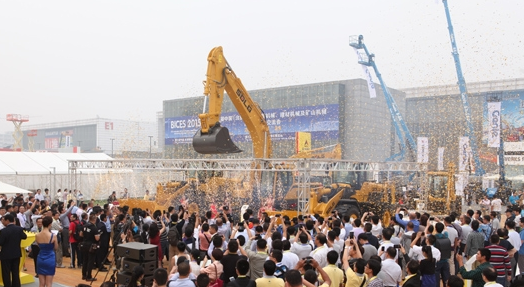 BICES 2015��ɽ�|�R���Ƴ�&ldquo;Fϵ��&rdquo;