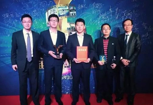 һ���ڱ����@����΢�Ӱ���f�ľ�����܇��