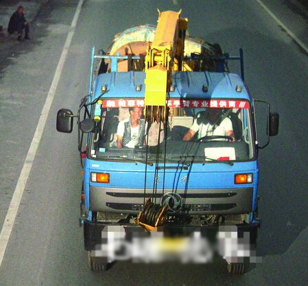 ֶ�ӿ��壺20�f���̙C(j��)е�v�u��ǧ�K