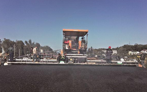 ��(li��n)�ؿ�SUPER130A��䁙C(j��)æµ���Lɳܽ�ر�·�(xi��ng)Ŀ