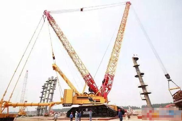 �칤2000���Ď����ؙC(j��)������ѽ��(xi��ng)Ŀ���b�΄�(w��)