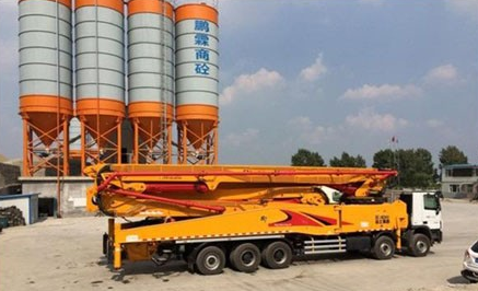 ӛ�칤��һ���е�&ldquo;��Ѫ&rdquo;HB67K��܇