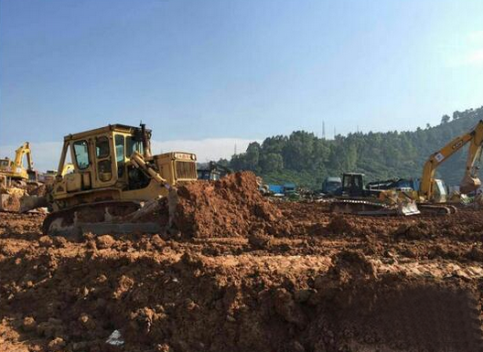 �Գ�ס���ь����c������