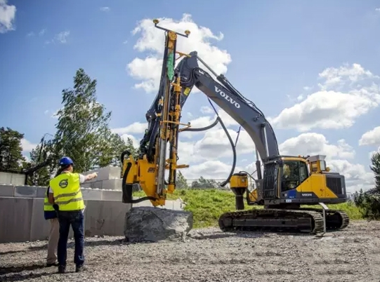 �֠����b���ھ�C(j��)���⑪(y��ng)�ý�Q����