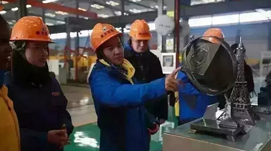 ����&ldquo;�칤����(x��)��&rdquo;�c�칤�ڙC���H�ܽ��|