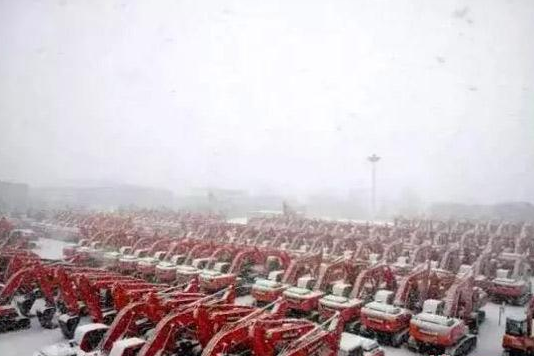 �������_(t��i) ��ѩ�O(sh��)�䣺��ɽ�T���b��zӰչ���p