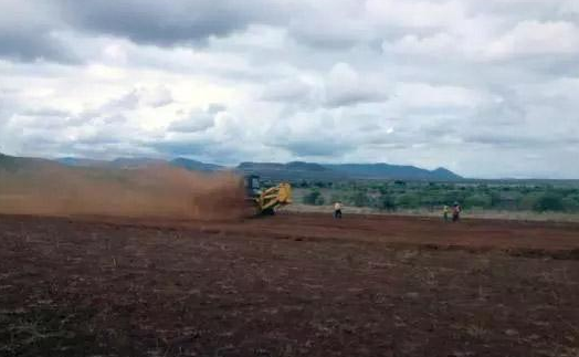 ɽ�ƽ��O(sh��)���၆�Ƀ�(n��i)�F·  �����佨��ͨ܇