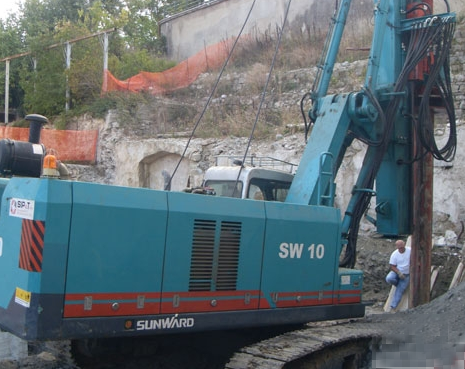 ɽ��������С�������@�C(j��)�����M��