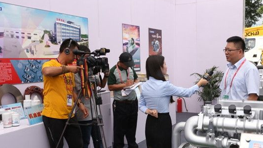 �����ʖ|����(hu��) �ɏV������I(y��)&ldquo;��ʹ&rdquo;