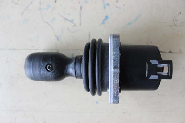 ��һ2000��ٙC�ֱ�