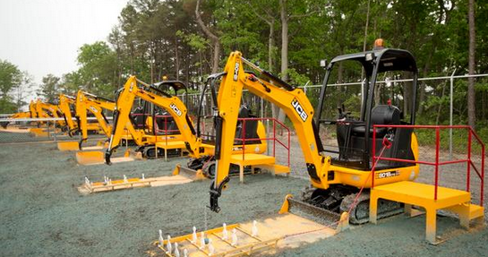 �����ھ�C(j��)��С���ƿ��