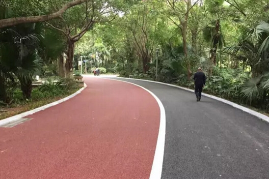 С�������˽��ό���·͸ˮ��ɫ�r��ʩ������