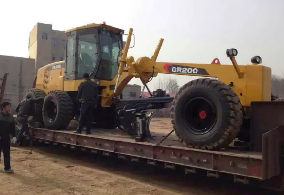 ���˄e�˼ҵ��칤ƽ�ؙC(j��)�����кθ���