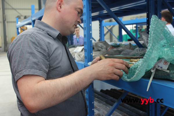 ���_˹�Ñ������̙C(j��)е֮���xُ(g��u)��䁙C(j��)���