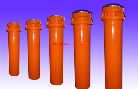 �u(y��)��Һ������S����(y��ng)���|(zh��)���ĵ�������C(j��)�͸����rλ�����ĵ�������C(j��)�͸�